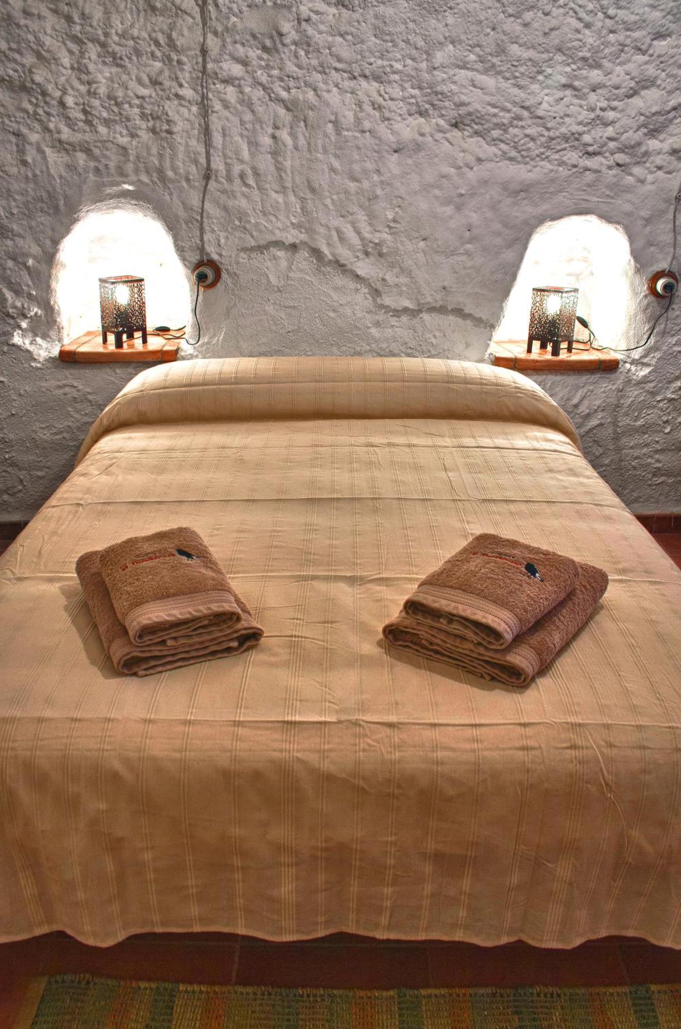 Cuevas El Torriblanco Guest House Gorafe Ngoại thất bức ảnh